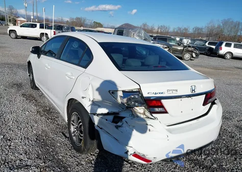 2013 Honda Civic Lx z USA, uszkodzony, nr VIN 2HGFB2F55DH573983